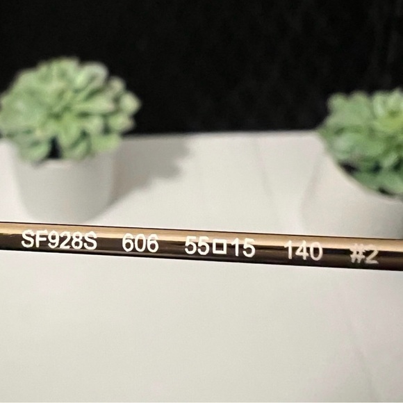 Salvatore Ferragamo Cat Eye Sunglasses SF922S Red / Gold – NWT - Picture 7 of 8